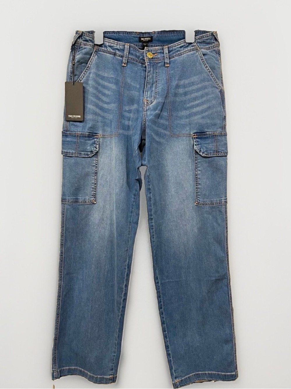 True Religion women’s Straight Fit Medium Wash Blue Denim Cargo Pocket Jeans NWT